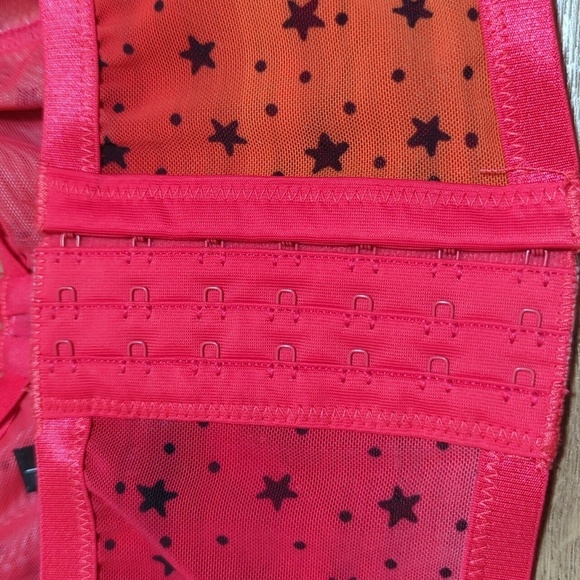 Torrid Raspberry Pink Ombre Star Mesh Bralette sz 1 - Picture 6 of 10
